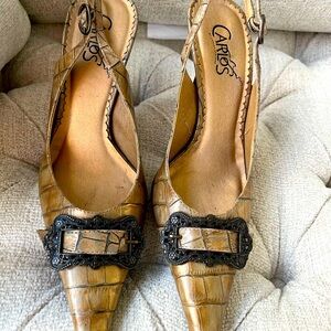 Maryjane Heels by Carlos